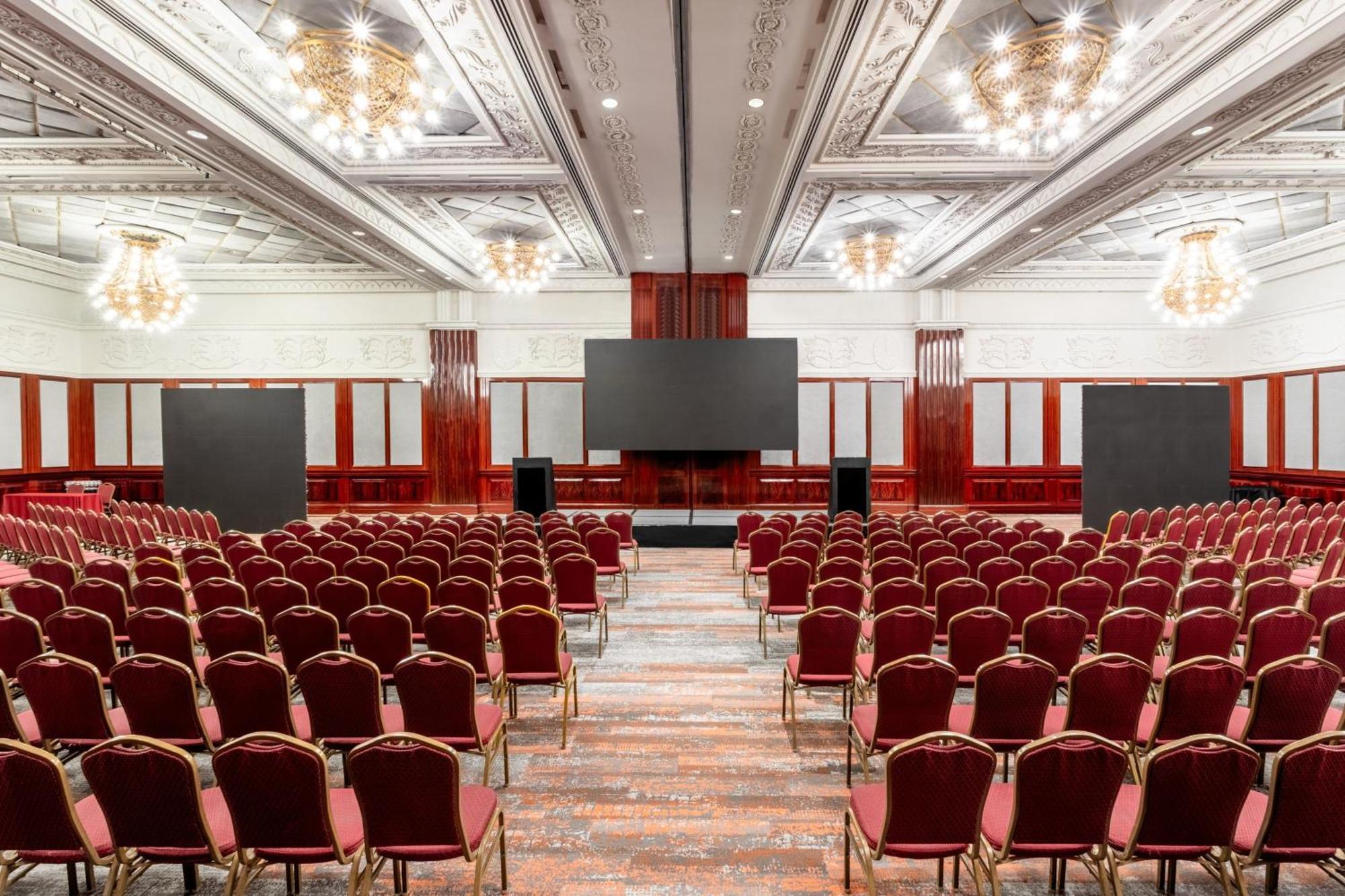 Buenos Aires Marriott Hotel Exterior foto The main hall of the National Museum of Malaysia