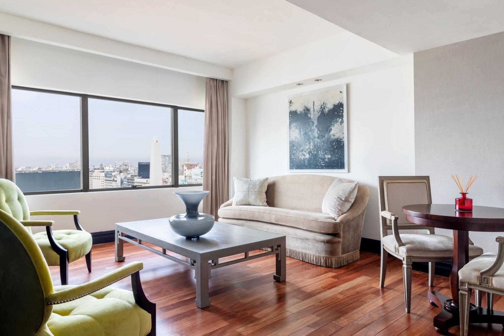 Buenos Aires Marriott Hotel Exterior foto A living room in a typical apartment